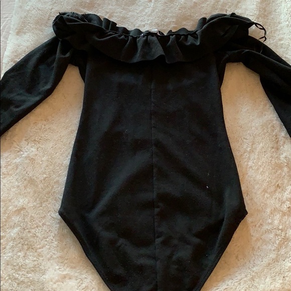 Off the shoulder ruffle bodysuit. Size small. - Picture 3 of 3
